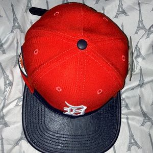 DETROIT TIGERS BASEBALL PRO STANDARD LUXURY ATHLETIC BRAND NEW GENUINE LEATHER